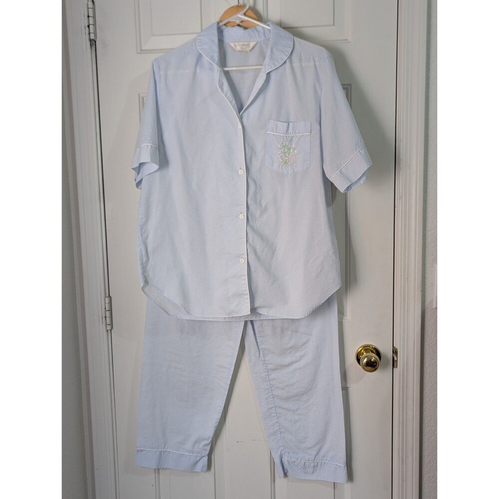 VTG CARRIAGE COURT Pajama Set Womens Small Pale Blue Embroidered Button S/S